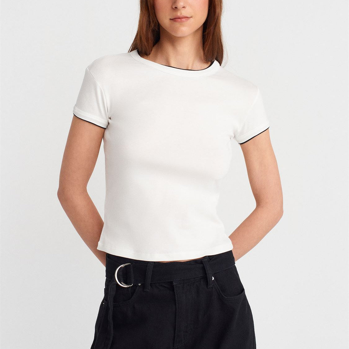 Contrast Trim Short Sleeve Crew Neck